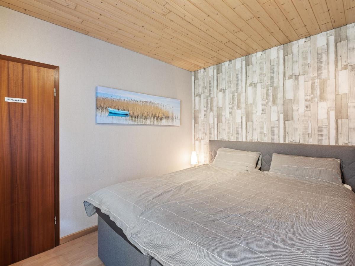 Idyllic Bungalow In Feusdorf With Forest View Номер фото